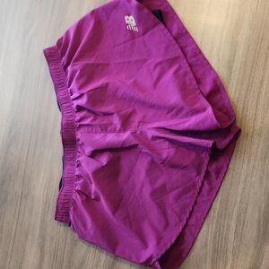 New balance running shorts with liner size large. Womens